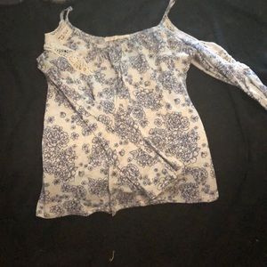 Women’s shirt